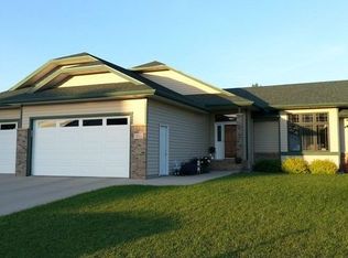 1933 E Rose Creek Pkwy S, Fargo, ND 58104