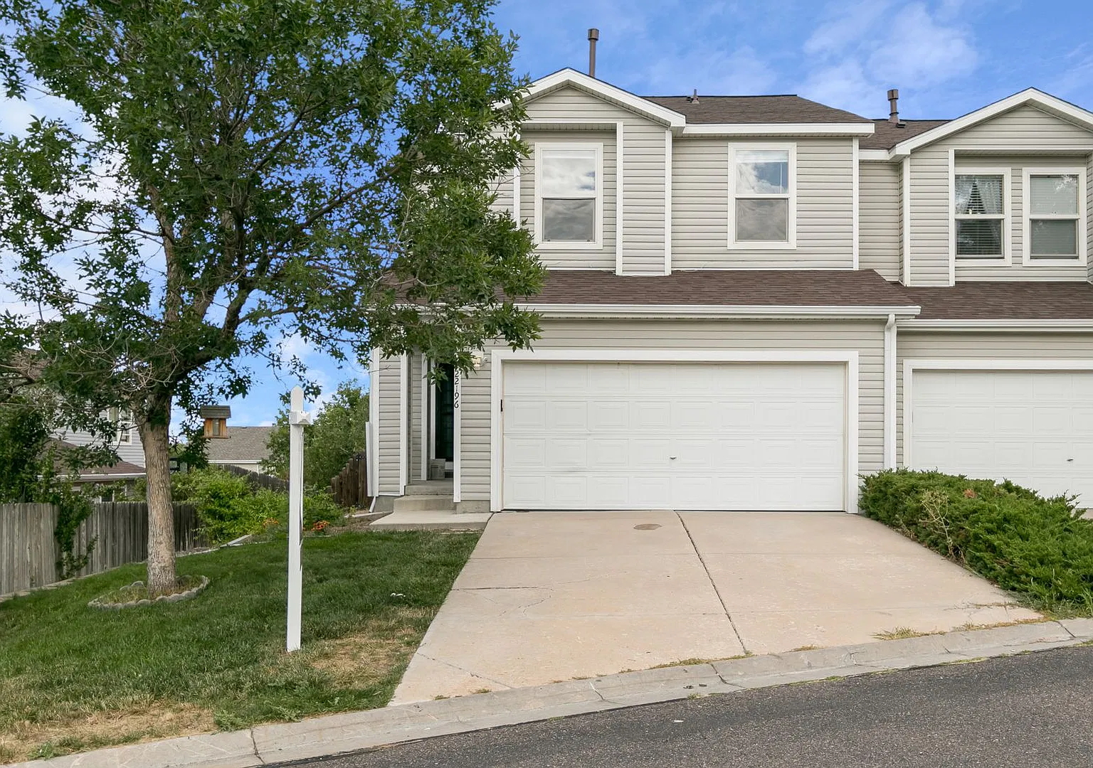 Townhome in Trail Ridge Neighborhood! — Photo 1