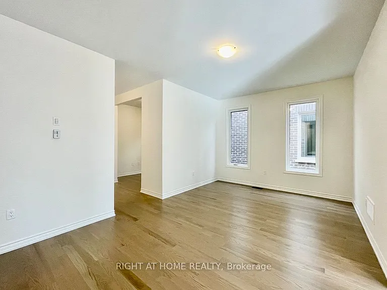 64 Gemini Dr — Photo 10