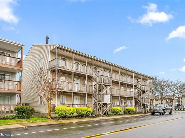 425 Robin Dr Unit 302, Ocean City, MD 21842