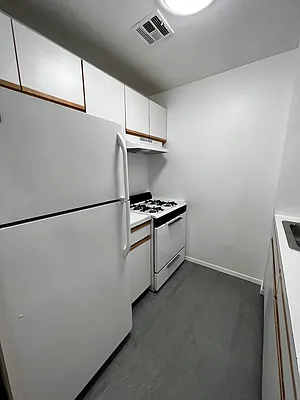 Rented by Modern Spaces | media 25