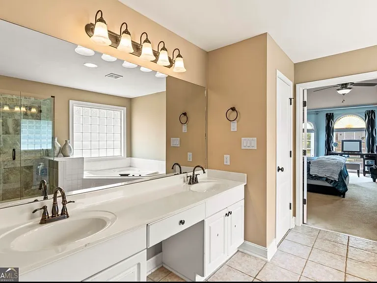 638 Glen Valley Way — Photo 28