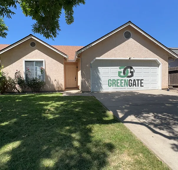 2201 Meadow Glen Dr — Photo 1