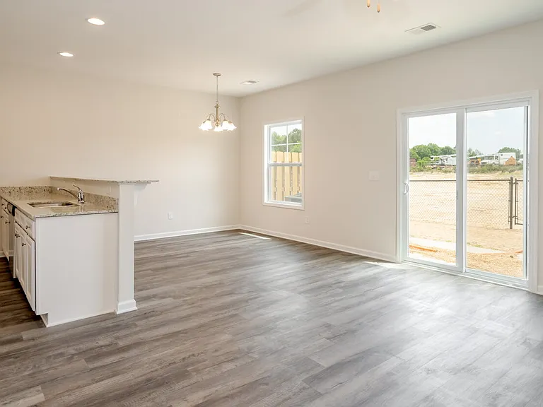 2960 Old Field Rd — Photo 2