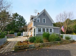 108 Marion Rd, Rochester, MA 02770