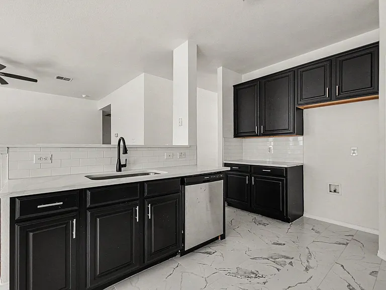 1578 Mahogany Dr — Photo 11