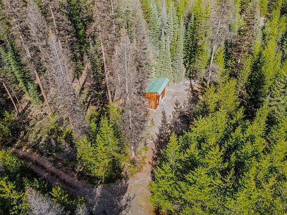 3rd image of 1656 N Fork Yaak Rd