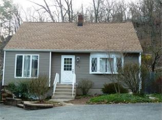 222 Skyline Lakes Dr, Ringwood, NJ 07456