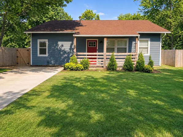1416 S College Ave, Fayetteville, AR 72701