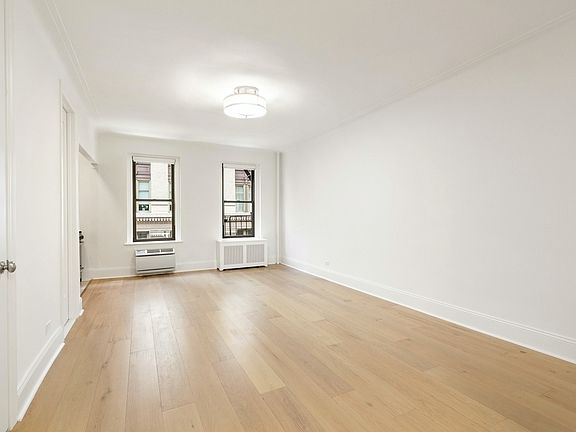 4th image of 220 W 24th St APT 4B