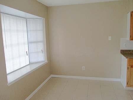 3rd image of 401 Lumpkin Dr
