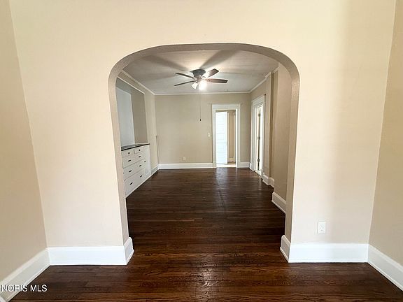 4th image of 834 Dunwood Ct