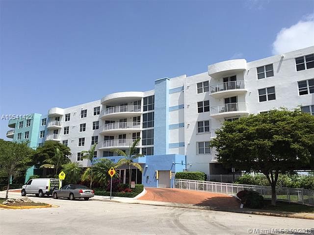 1st image of 1555 N Treasure Dr APT 201