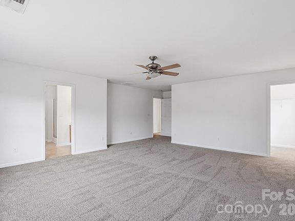 4th image of 5006 Paddle Wheel Ln