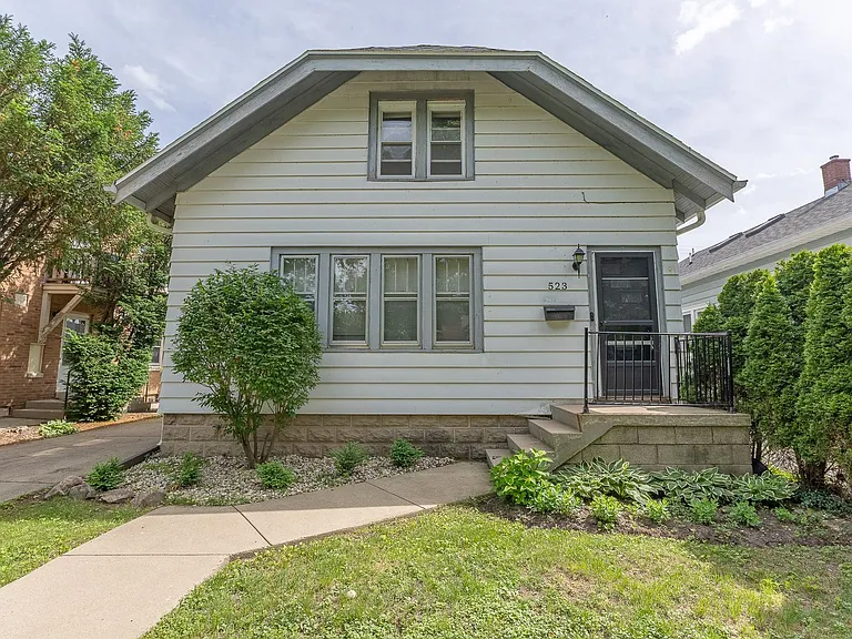 523 E Henry Clay St — Photo 20