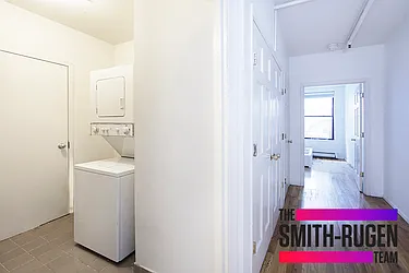 Rented by R New York