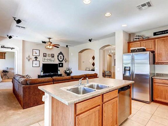 4th image of 15952 W Yavapai St