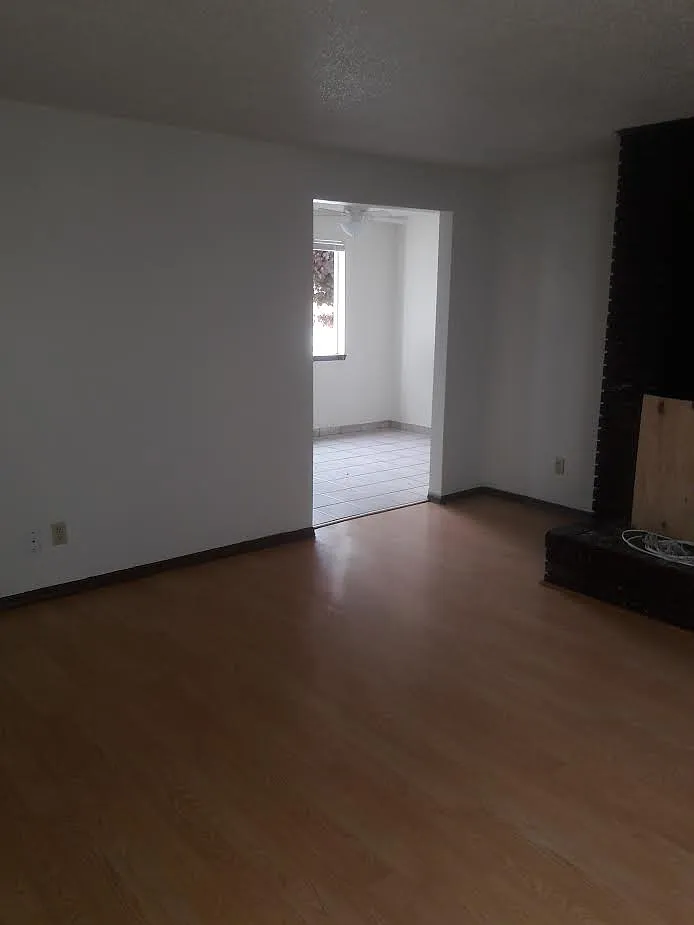 704-710 Norman Ave. NE - 704-3 — Photo 4
