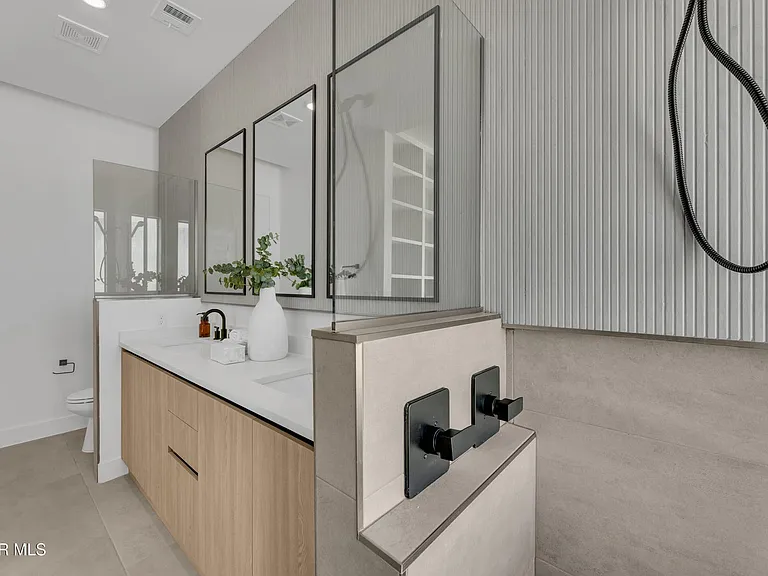 12741 Persistence Ave — Photo 30