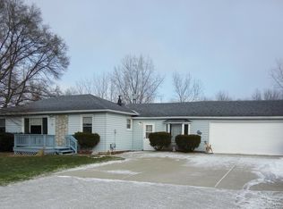 900 N Kaiser Tower Rd, Linwood, MI 48634