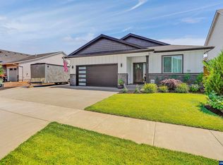 806 Ike Mooney Rd NE, Silverton, OR 97381