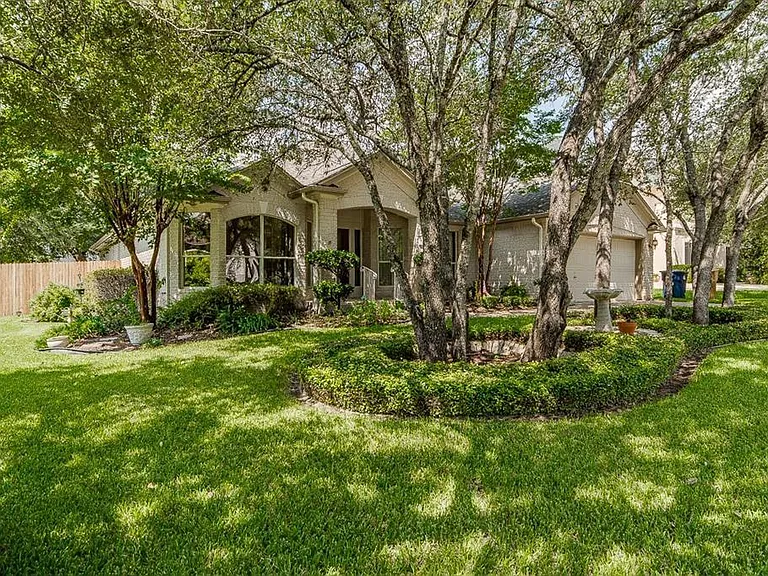 11700 Lemens Spice Cv — Photo 3