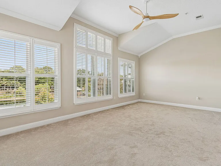 1850 Surf Side Dr — Photo 31