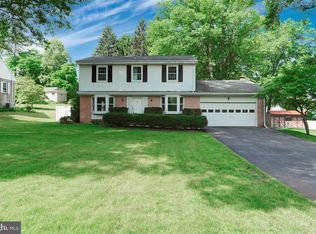 1032 S Mount Joy St, Elizabethtown, PA 17022