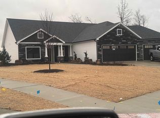 17821 Hutt Ridge Ct, Fort Wayne, IN 46845