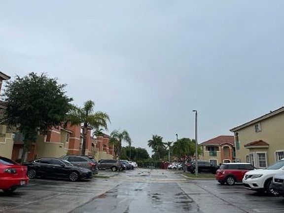 5th image of 7205 NW 173rd Dr APT 605