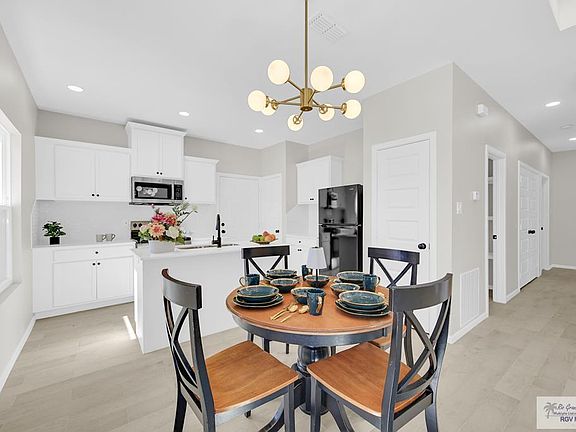 5th image of 203 E Royal Palm Dr #51