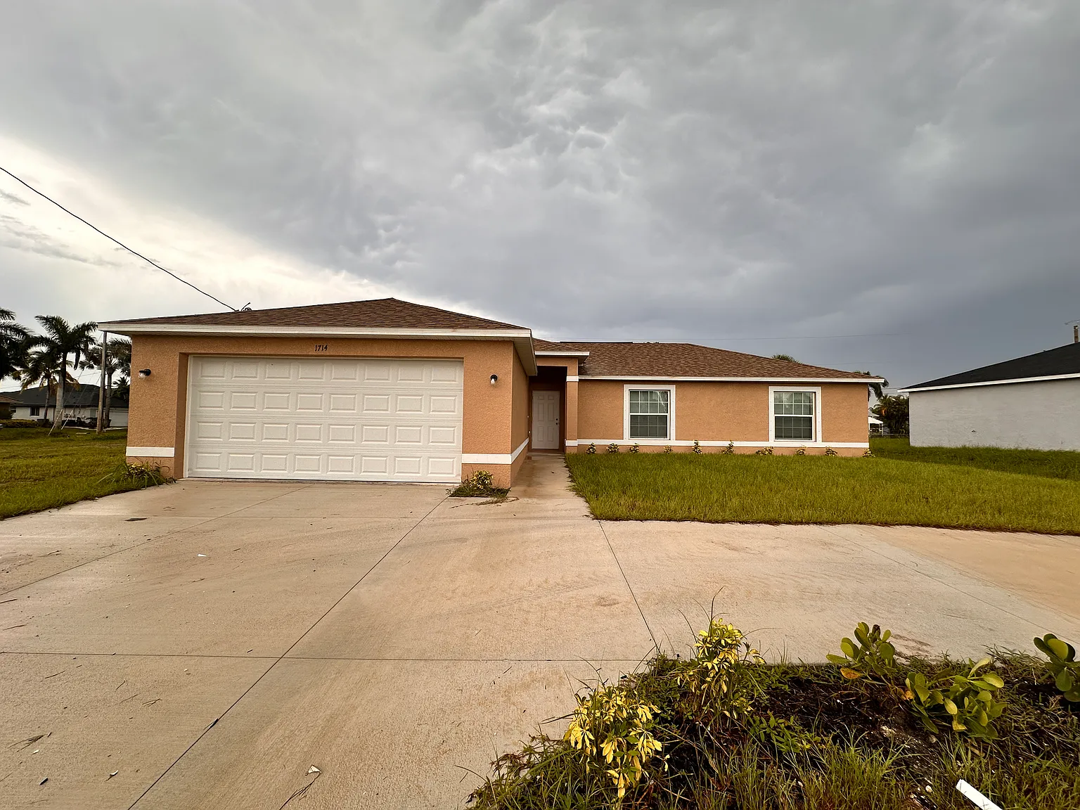 1714 Four Miles Cove Pkwy — Photo 1