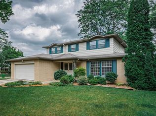 3478 Richmond Ct, Ann Arbor, MI 48105