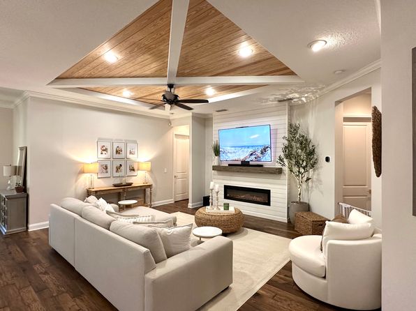 1600 Plantation Oaks Ln