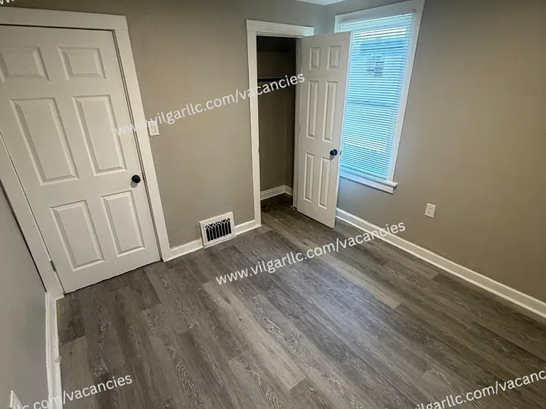 1712 Carolina St — Photo 15