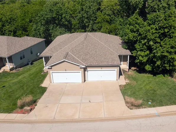 3301-3303 N 103rd Ter, Kansas City, KS 66109