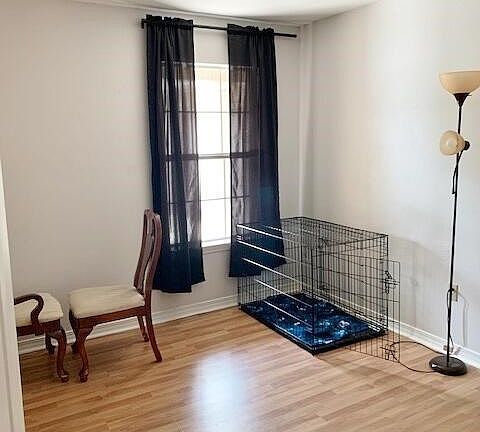 5th image of 4820 Acorn Dr