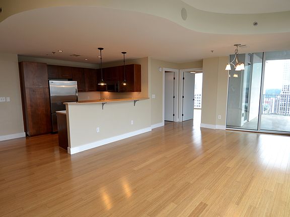 view towards kitchen