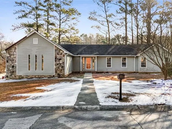 1520 Brandon Dr SW, Marietta, GA 30008