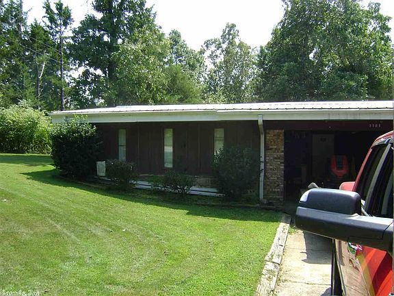 3rd image of 1101 N Manor Dr