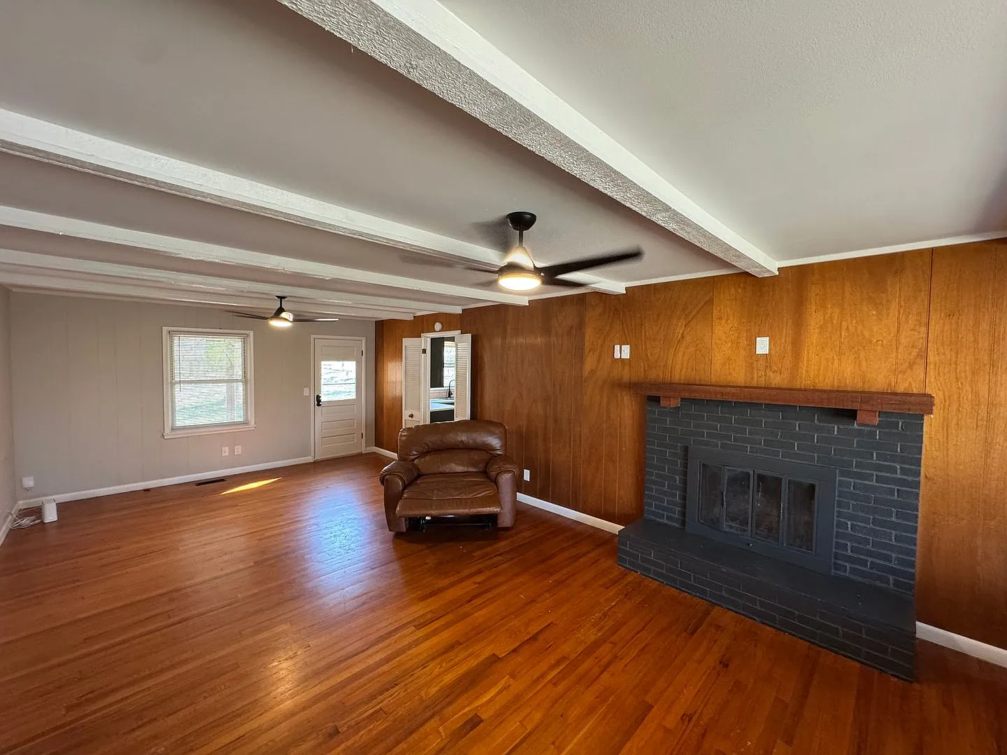 119 Miller — Photo 2