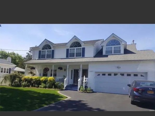 (undisclosed Address), West Babylon, NY 11704
