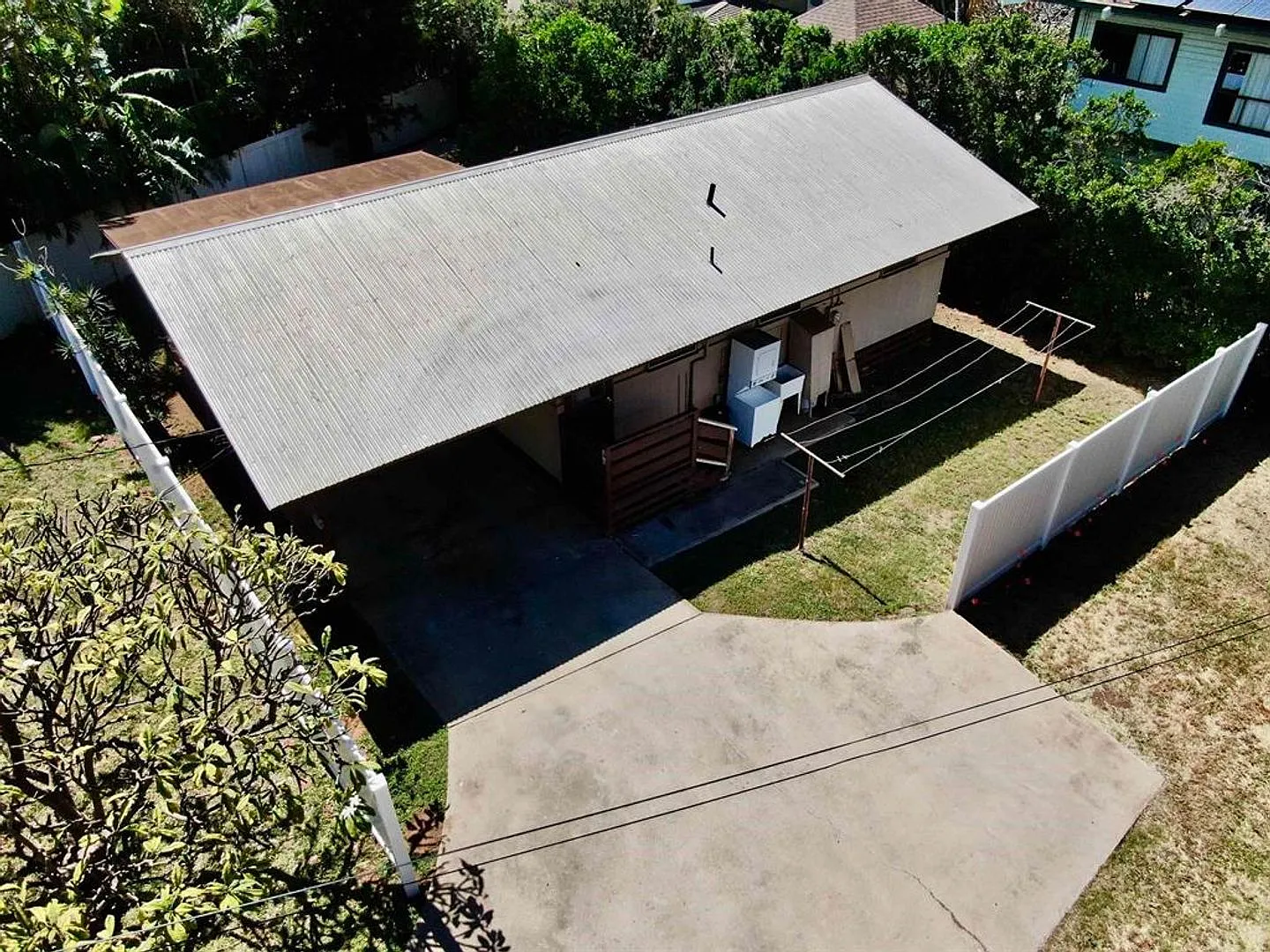 390 Auhana — Photo 3