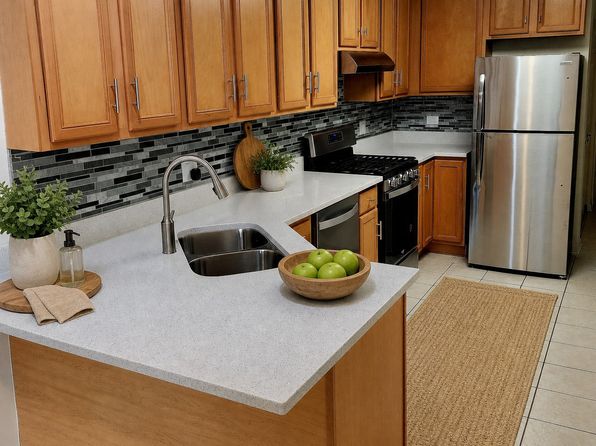 8915 Burlington Ave Unit 102