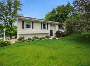 1609 W Lincolnwood Pl, Peoria, IL