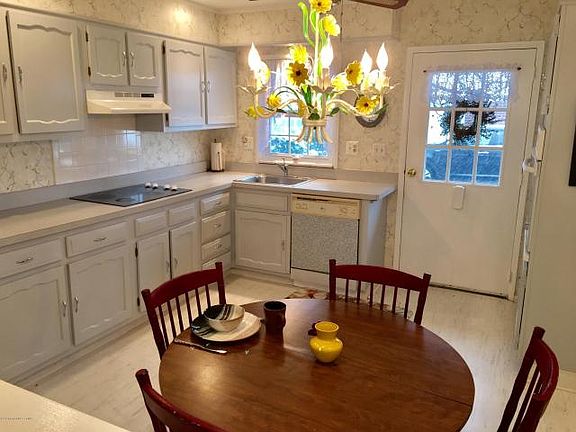 4th image of 1229A Dumbarton Dr #100A