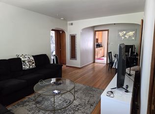 2790 N Carlton Pl APT 4, Milwaukee, WI 53210