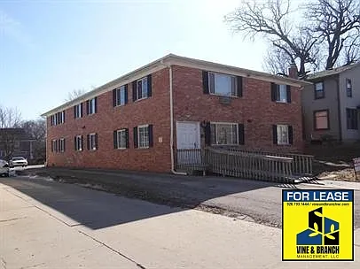 241 S Madison St #104 — Photo 9