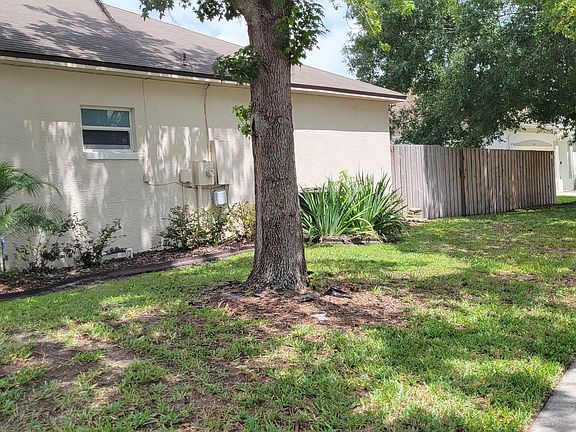 5th image of 801 Jade Forest Ave