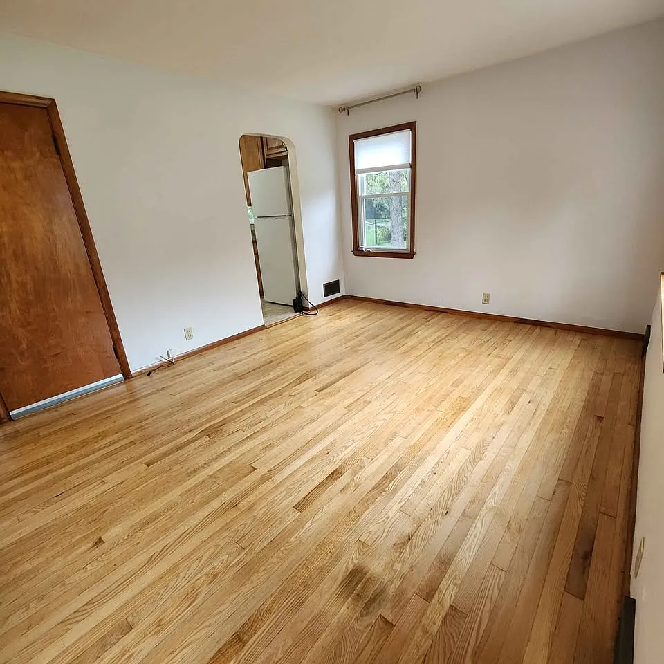 2 bed, 720 sqft, $1,800 — Photo 4